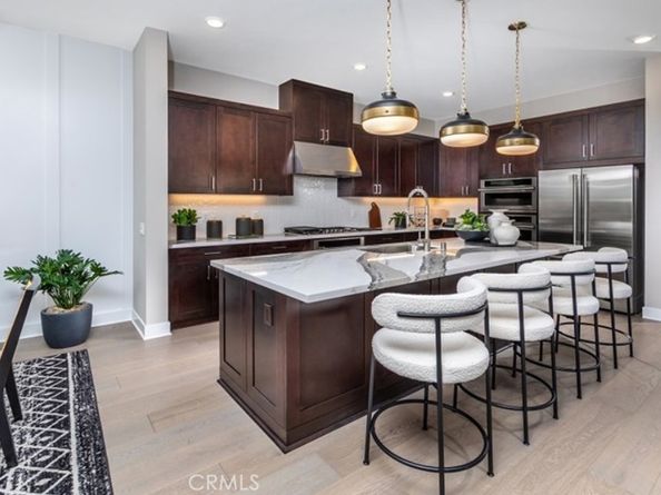 669 Beacon, Irvine CA 92618