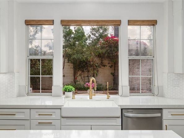 12800 Stevens Dr, Tustin CA 92782