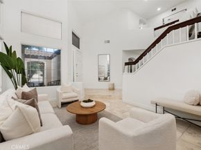 12800 Stevens Dr, Tustin CA 92782