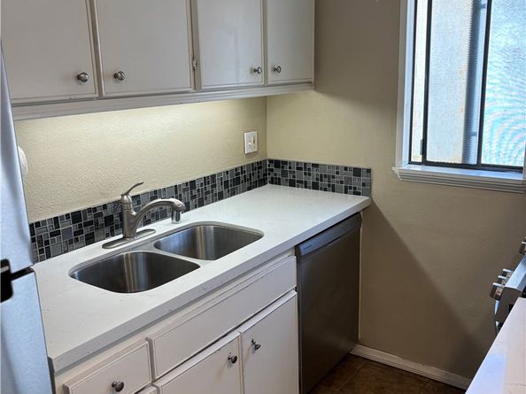 1147 W Badillo Street G, Covina CA 91722