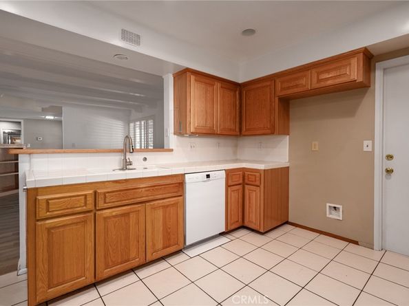 2364 W Silver Tree, Claremont CA 91711