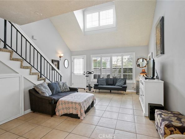 804 W Grondahl D, Covina CA 91722