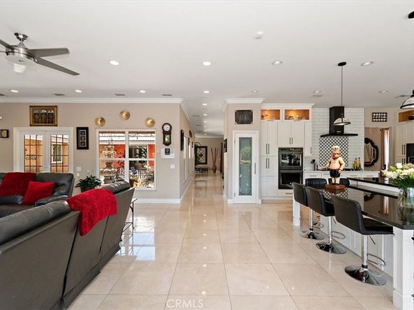 2335 N San Antonio Avenue, Upland CA 91784