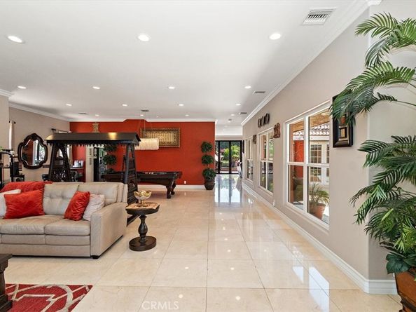 2335 N San Antonio Avenue, Upland CA 91784