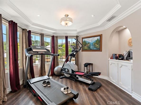 2335 N San Antonio Avenue, Upland CA 91784