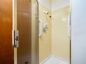 549 California, Claremont CA 91711