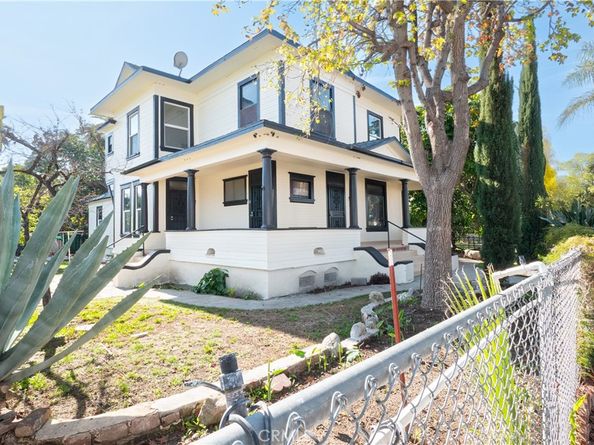 724 W 2nd, Pomona CA 91766