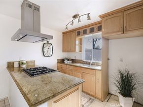 643 S College Avenue, Claremont CA 91711