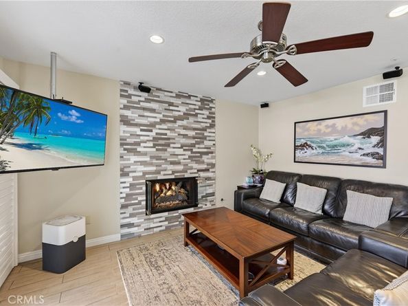 13632 Kings Canyon Court, Fontana CA 92336