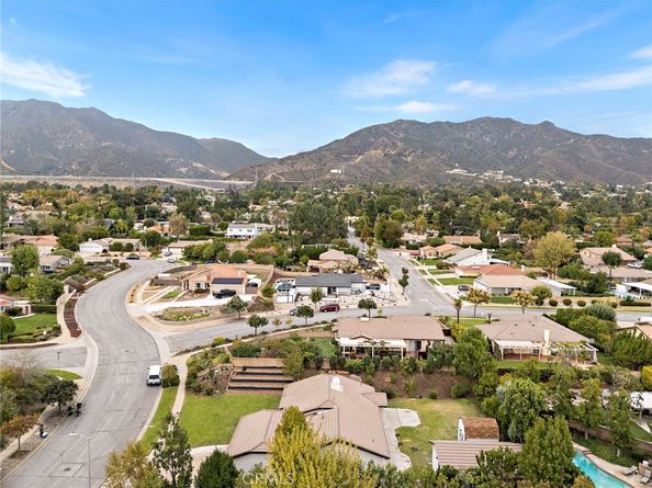 2246 N Kelly, Upland CA 91784