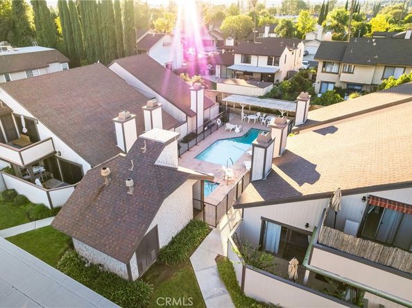 22421 Sherman Way 10, West Hills CA 91307