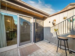 22421 Sherman Way 10, West Hills CA 91307