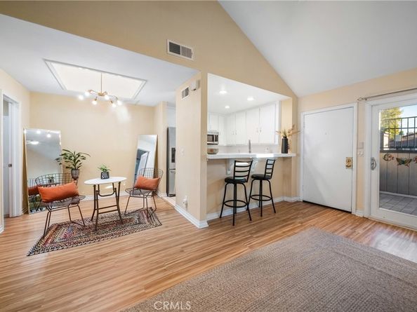 22421 Sherman Way 10, West Hills CA 91307