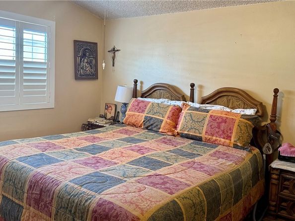 537 N Yaleton Avenue, West Covina CA 91790