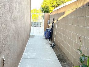 537 N Yaleton Avenue, West Covina CA 91790
