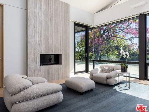 814 Toulon Drive, Pacific Palisades CA 90272