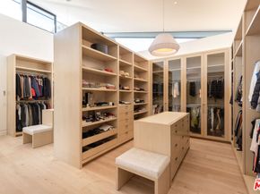 814 Toulon Drive, Pacific Palisades CA 90272