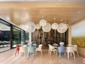 814 Toulon Drive, Pacific Palisades CA 90272