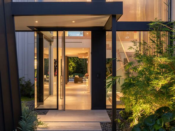 814 Toulon Drive, Pacific Palisades CA 90272