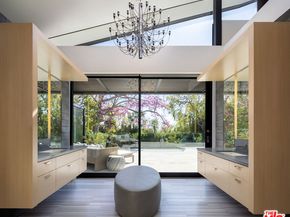 814 Toulon Drive, Pacific Palisades CA 90272