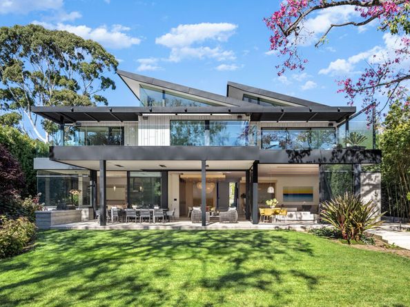 814 Toulon Drive, Pacific Palisades CA 90272