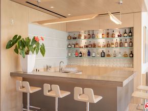 814 Toulon Drive, Pacific Palisades CA 90272