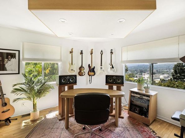 2133 Mayview Drive, Los Angeles CA 90027