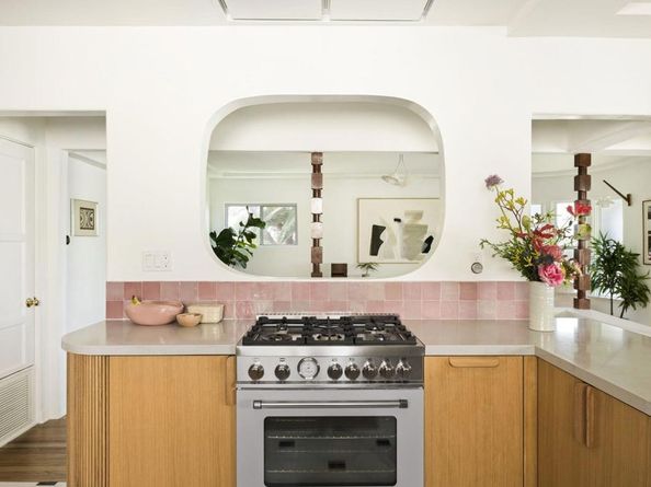 2133 Mayview Drive, Los Angeles CA 90027