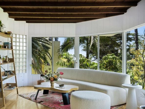 2133 Mayview Drive, Los Angeles CA 90027