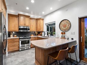 2258 6th Ave, San Diego CA 92101