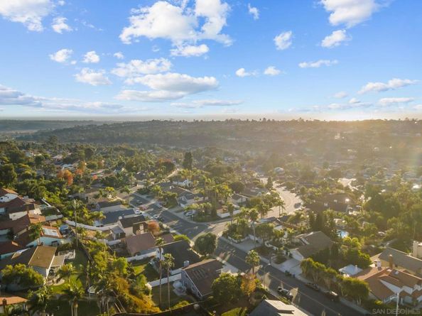 3556 Pontiac Dr, Carlsbad CA 92010