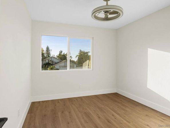 3556 Pontiac Dr, Carlsbad CA 92010