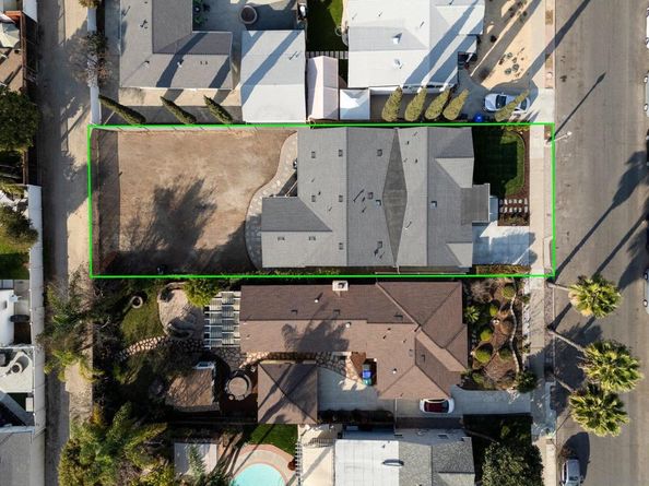 4762 Winona, San Diego CA 92115