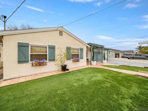 9475 Wharton Rd, Santee CA 92071