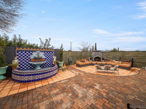 9475 Wharton Rd, Santee CA 92071
