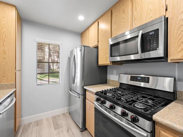 10347 Azuaga St 83, San Diego CA 92129