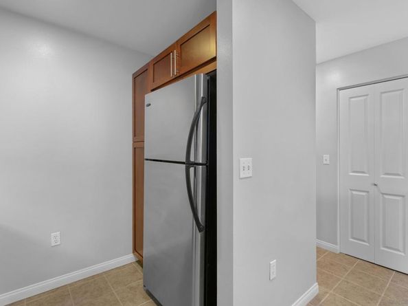 253 10Th Ave 627, San Diego CA 92101