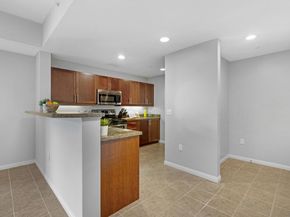 253 10Th Ave 627, San Diego CA 92101