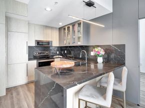 206 Park Blvd 502, San Diego CA 92101
