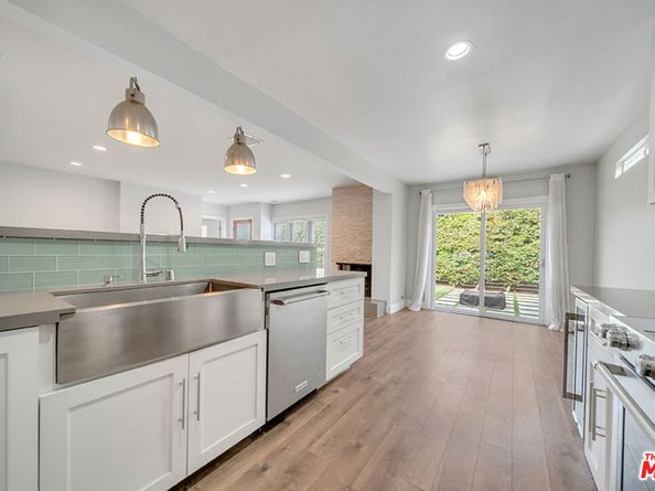 442 Manitoba Street, Playa Del Rey CA 90293