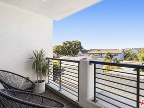 1417 N Lincoln Lane, Los Angeles CA 90041