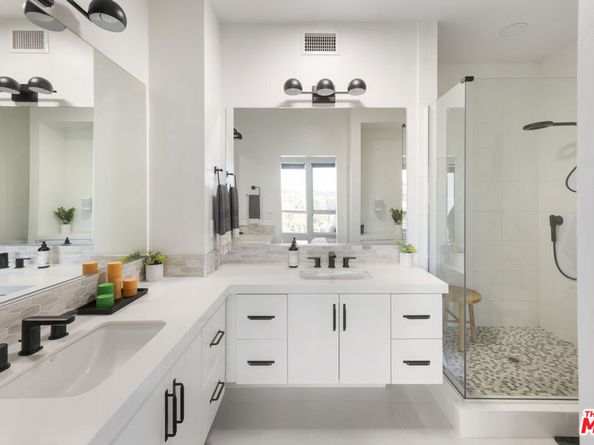 1417 N Lincoln Lane, Los Angeles CA 90041