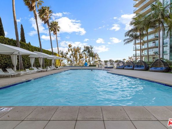 13700 Marina Pointe Drive 805, Marina Del Rey CA 90292