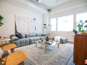 939 S Broadway 306, Los Angeles CA 90015