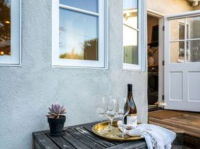 1910 S Bedford Street, Los Angeles CA 90034