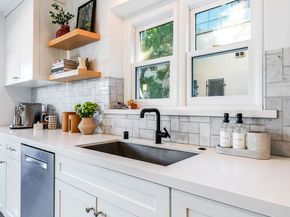 1910 S Bedford Street, Los Angeles CA 90034