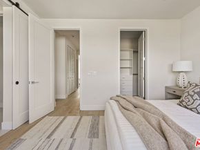 3218 S Barrington Avenue, Los Angeles CA 90066