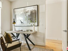 3218 S Barrington Avenue, Los Angeles CA 90066