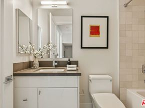 3218 S Barrington Avenue, Los Angeles CA 90066