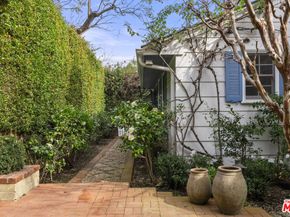 11948 S Saltair Terrace, Los Angeles CA 90049